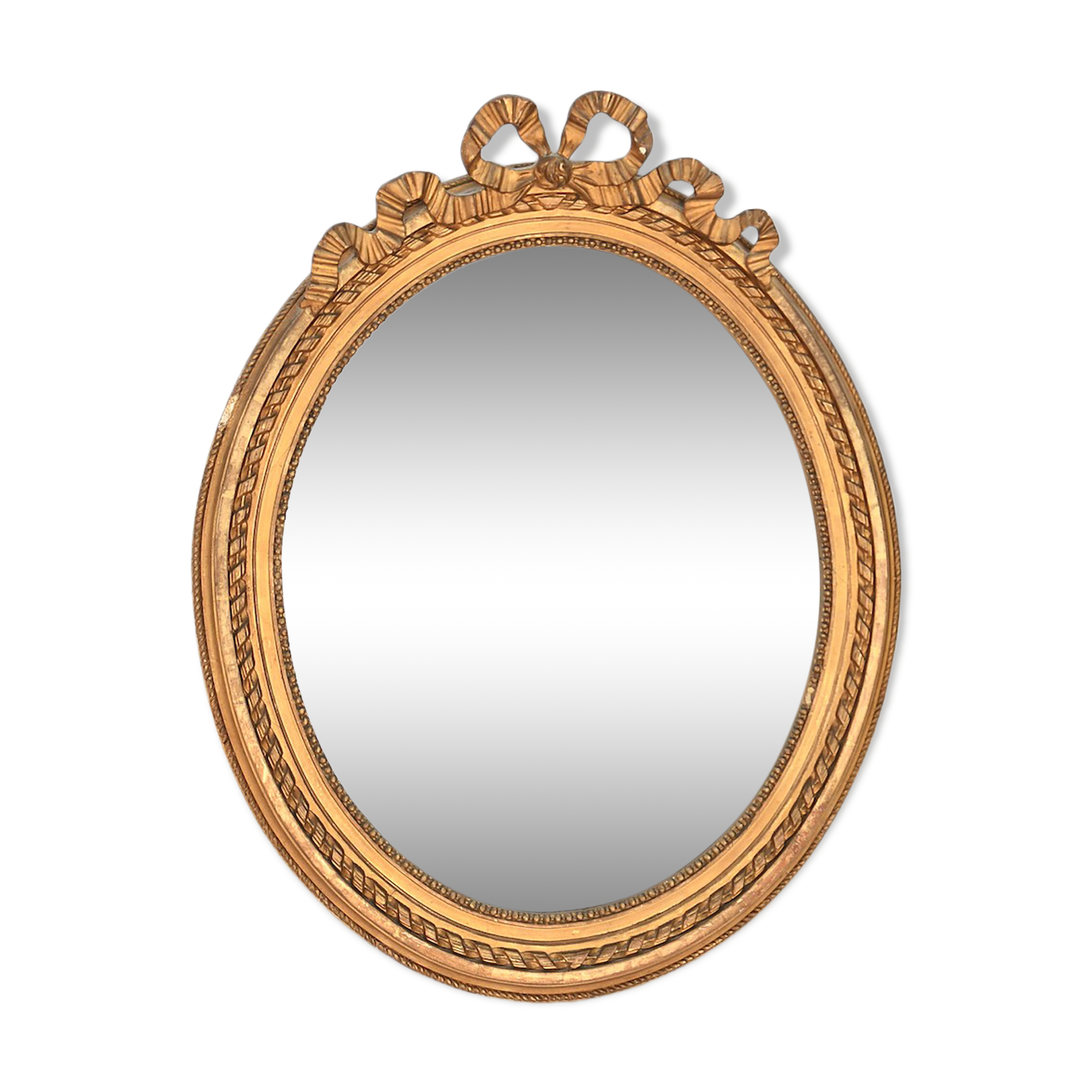 Oval mirror