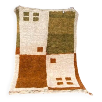 Traditional handwoven Berber rug, size 150 x 250 cm