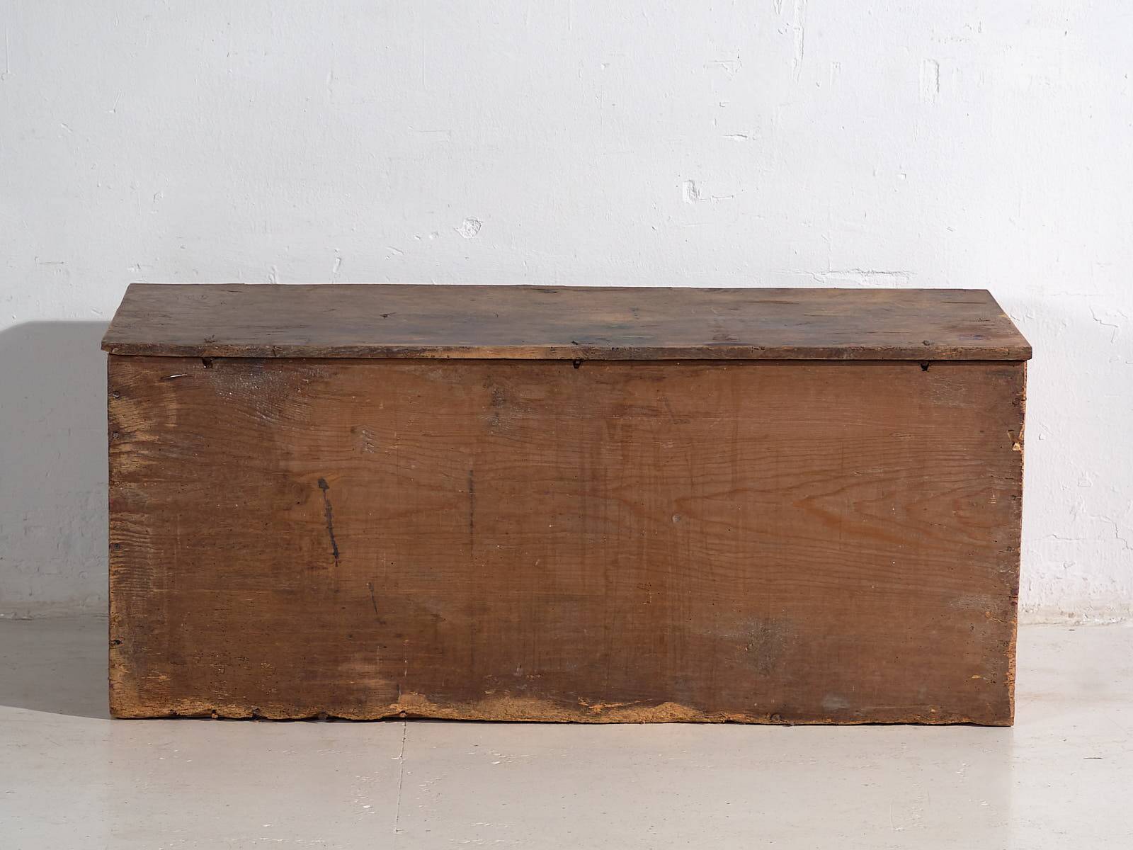 Antique trunk with floral motifs (c.1920) #24