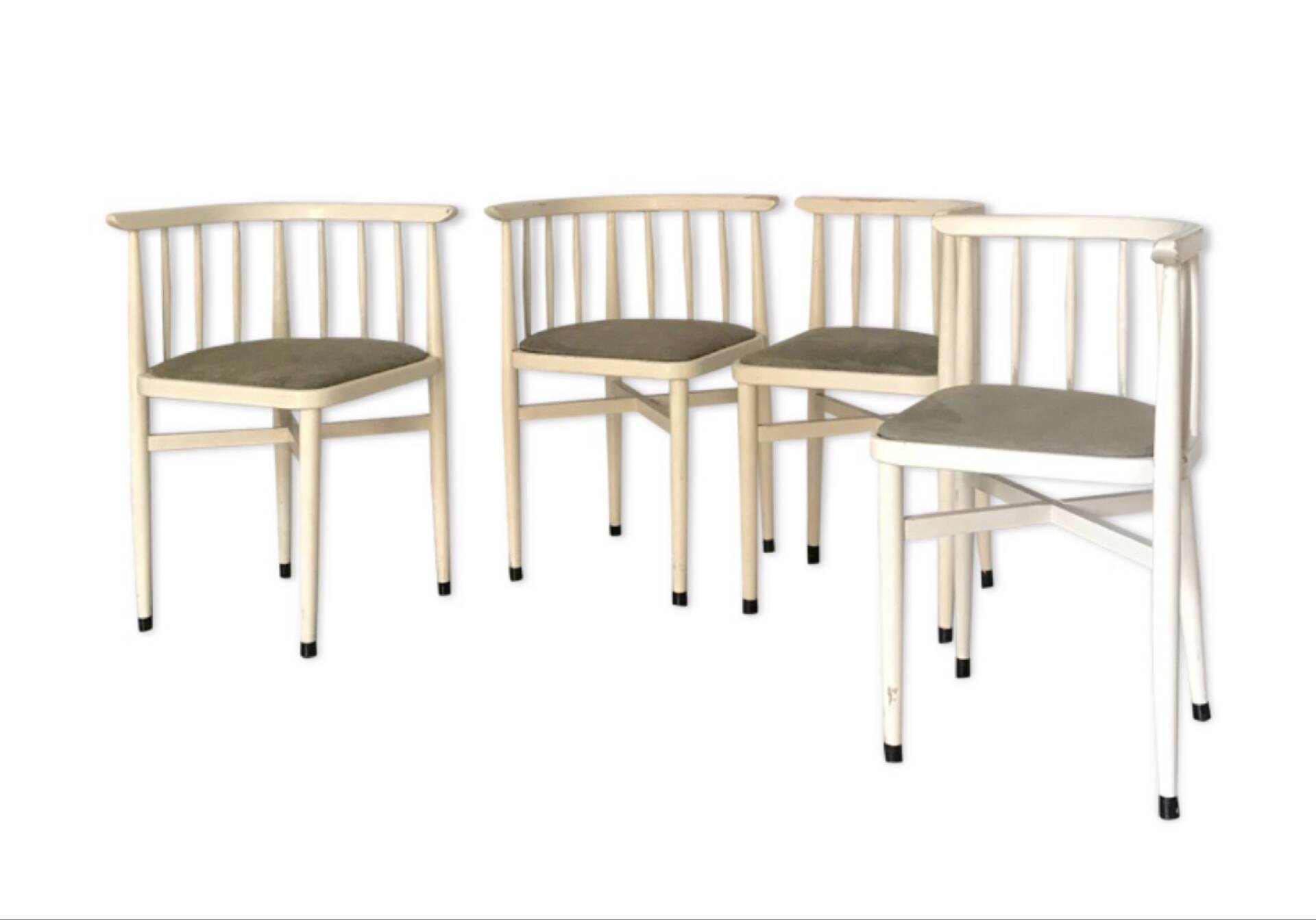 Set of 4 stackable Thonet chairs vintage 60s/70s