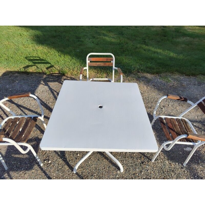 Garden furniture from the 60s/70s.