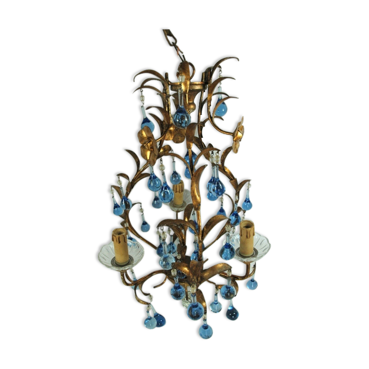 Little lustre blue stamps has 3 fires