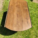 Round table with flaps