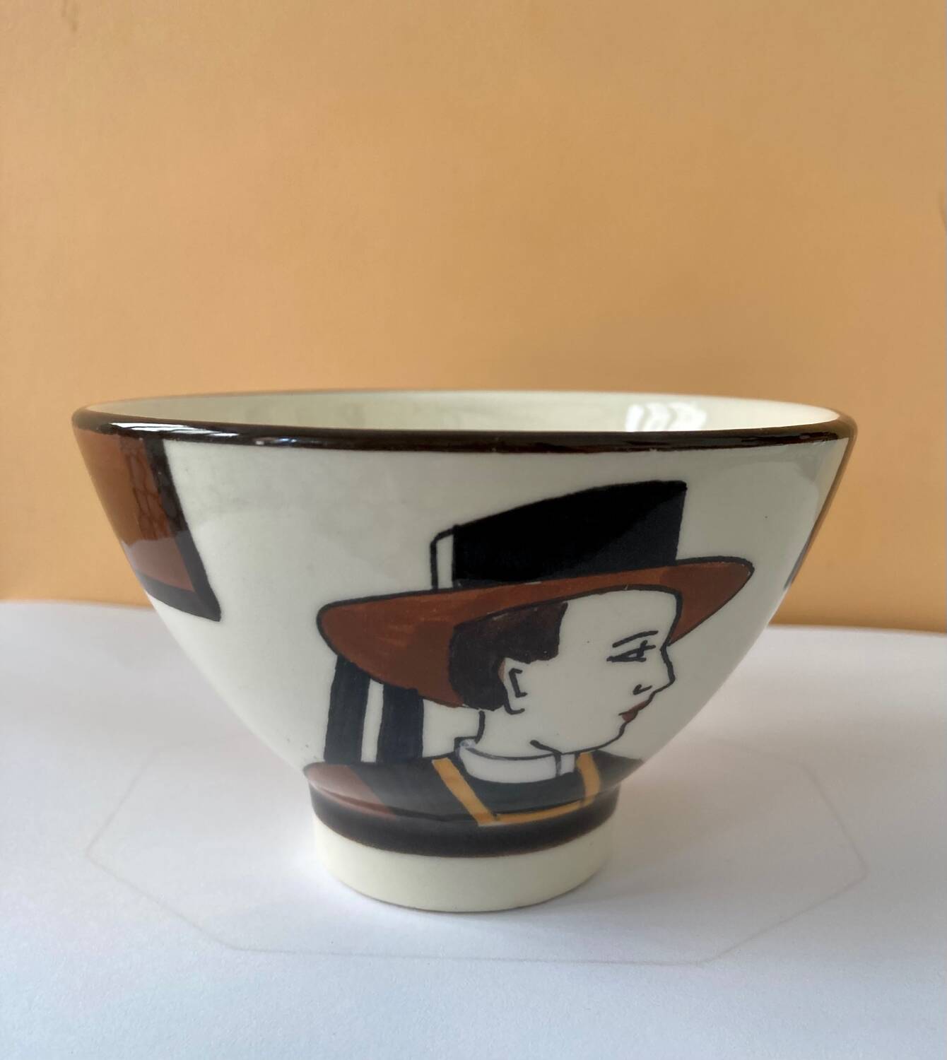 Henriot regionalist art deco mug