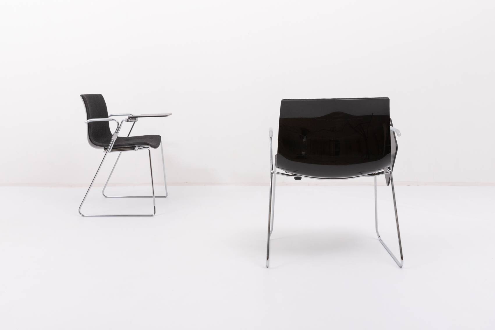 Suite de 4 chaises 'Catifa' par Lievore Altherr Molina pour Arper