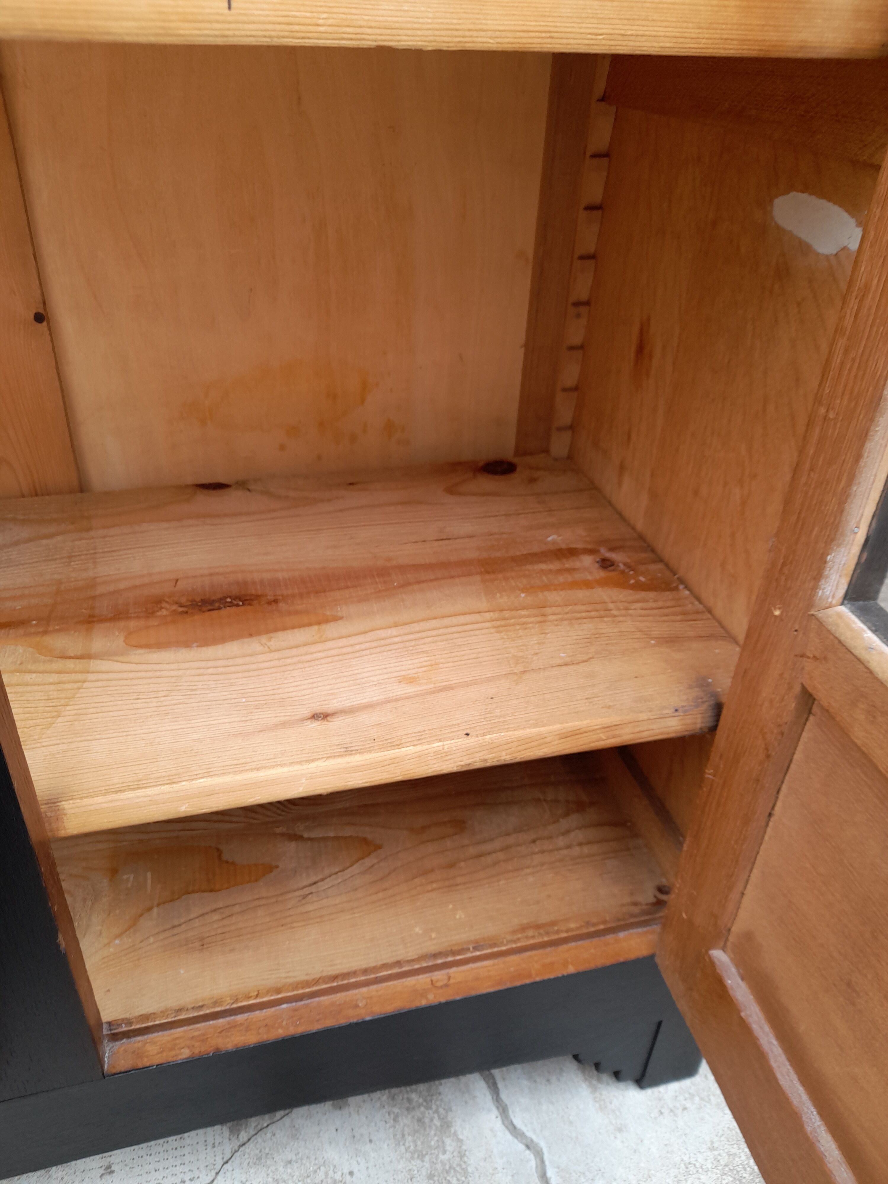 Buffet showcase 3 doors patiné black year 50