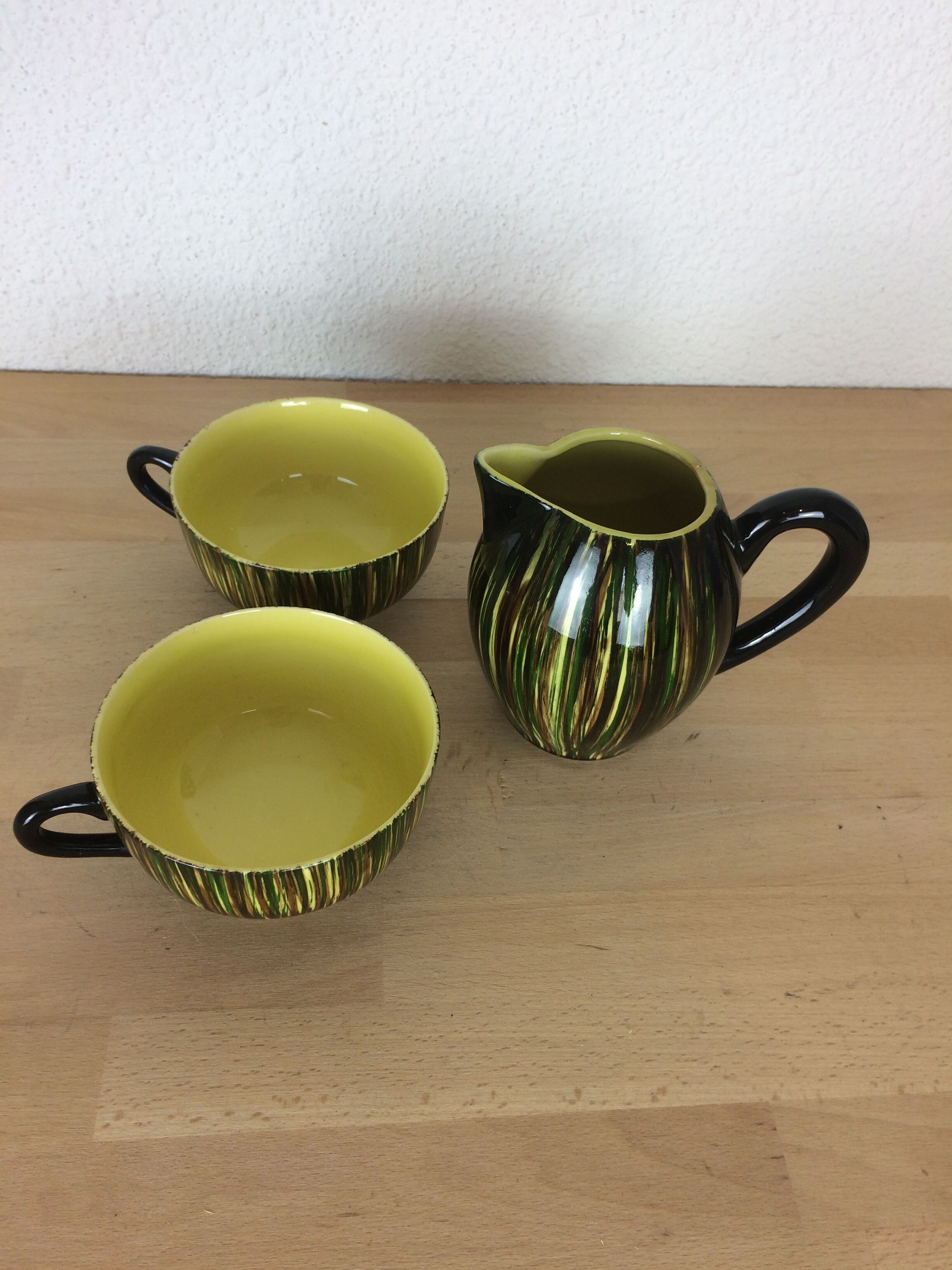 Saint Clement tea service head to head, ceramic