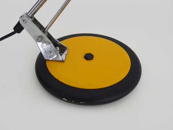 Lampe articulée en métal jaune Aluminor, années 70