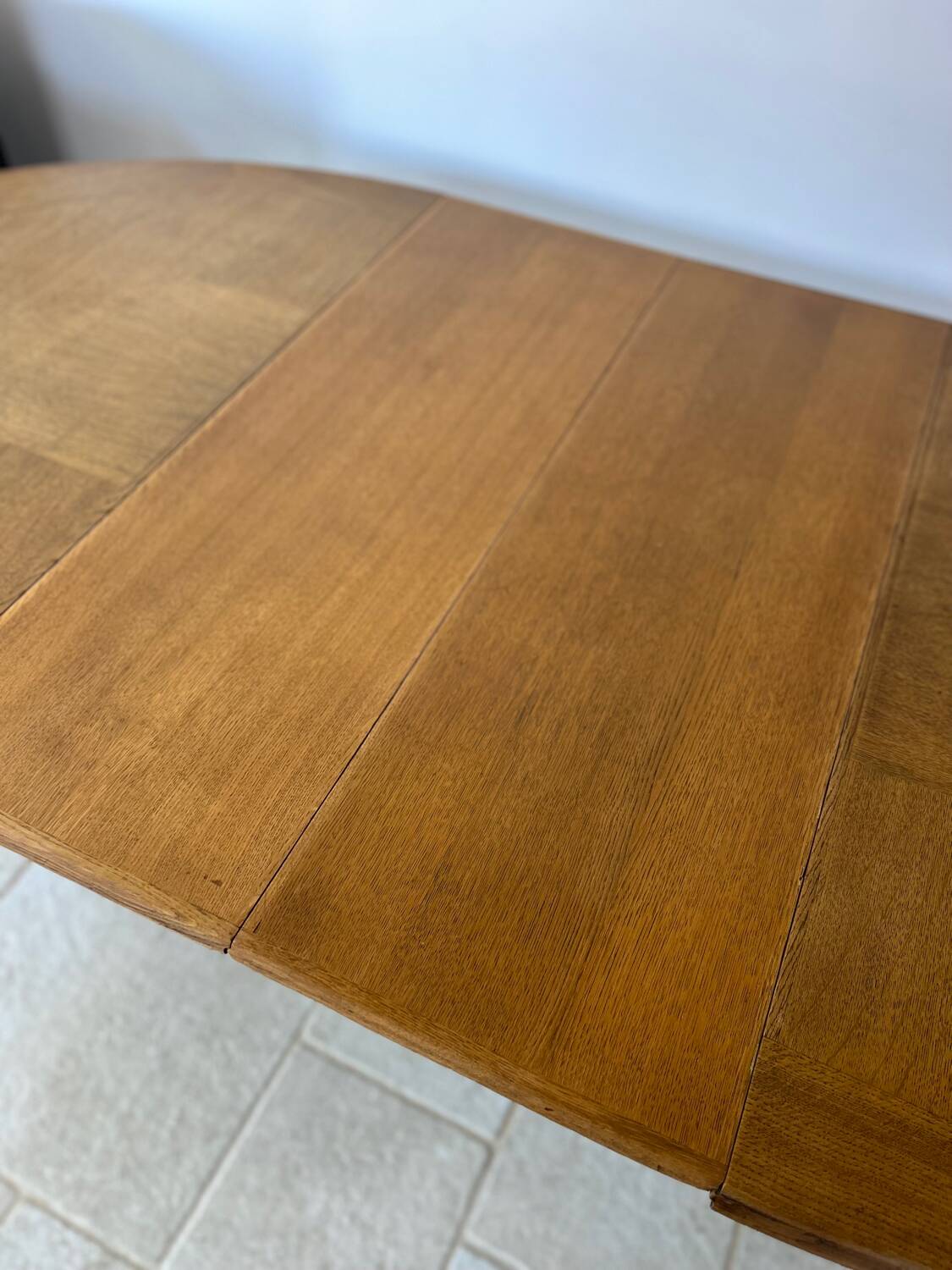 Guillerme and Chambron oval table