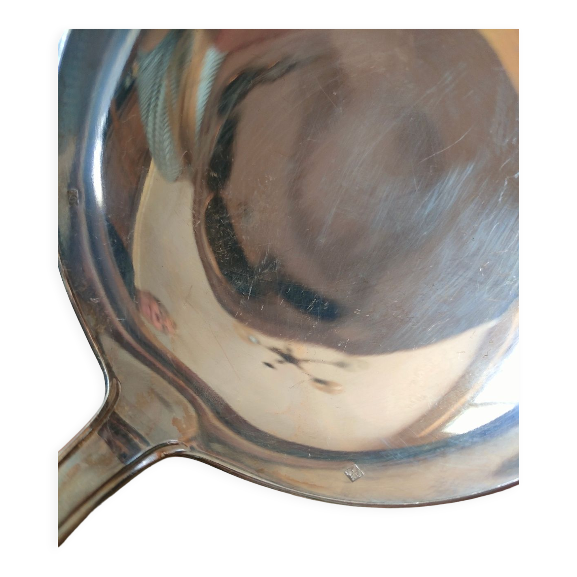 Guillot money service