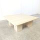 Table basse en travertin années 1970, Italie