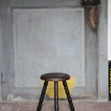 Tabouret vintage, tabouret bois, tabouret tripode pieds perlés, porte-plant