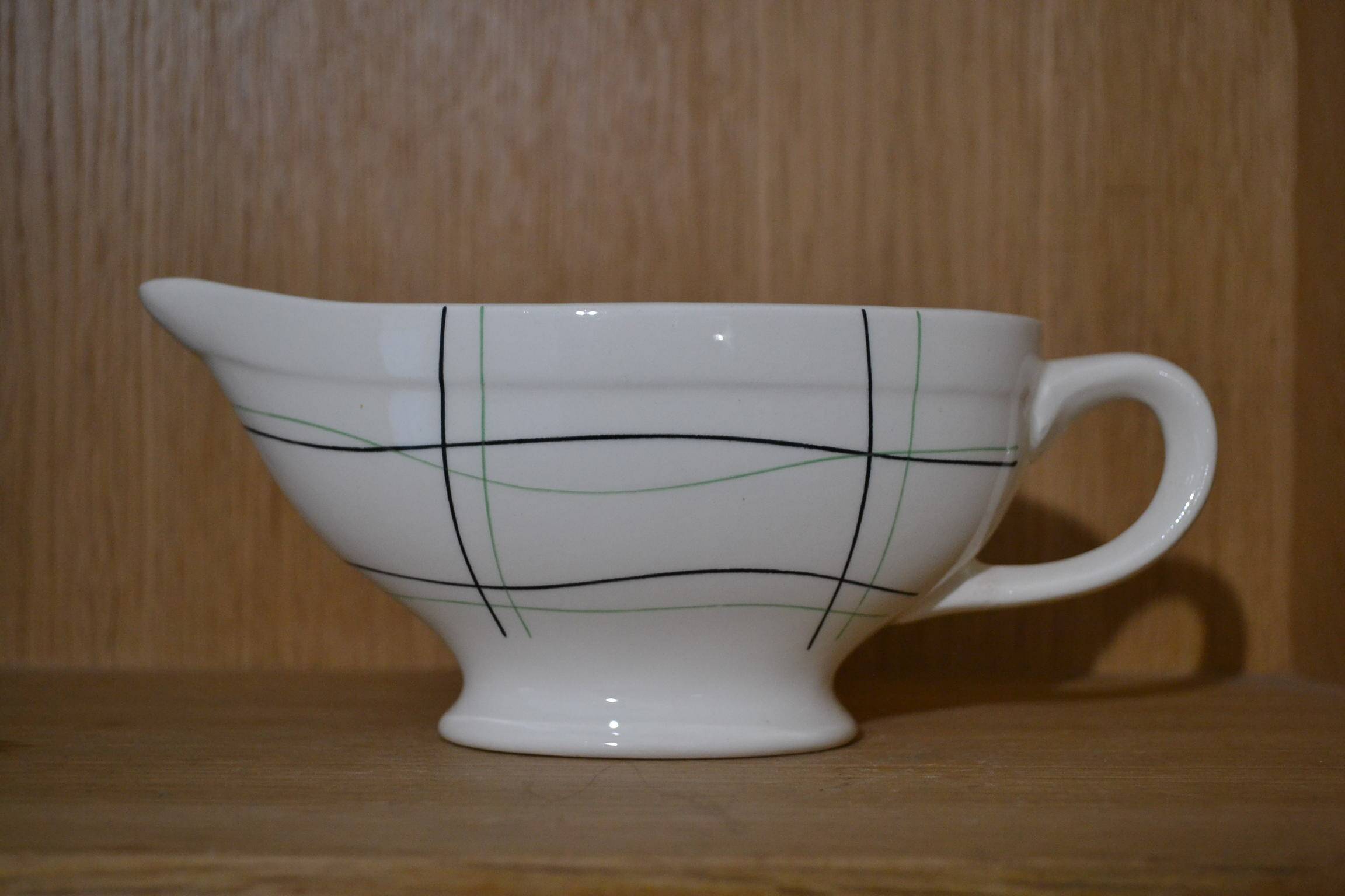 Gravy boat