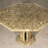 Octagonal post-modernist lounge table in marble beaded massive green quartz, Italy 1970s