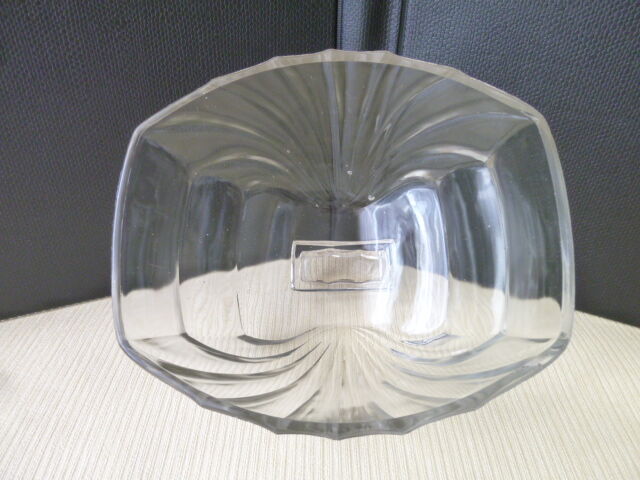 Cheese bell on its molded pressed glass tray