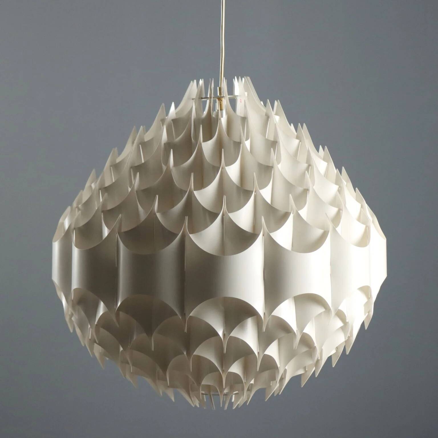 Suspension "Rythmic" by Havlova Milanda for Vest Leuchten