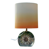 Lamp with inclusion