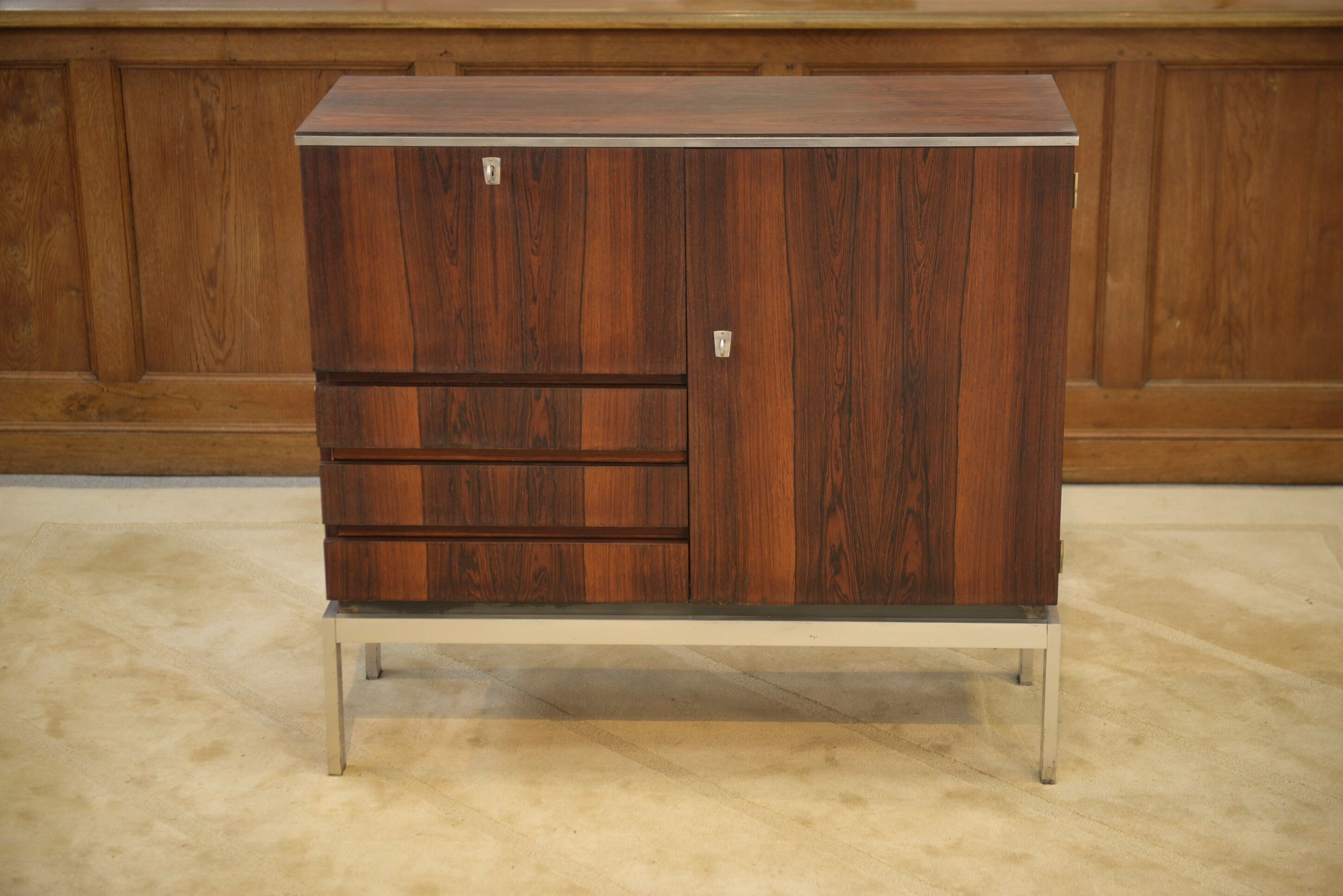Buffet bar design en palissandre 1970’s