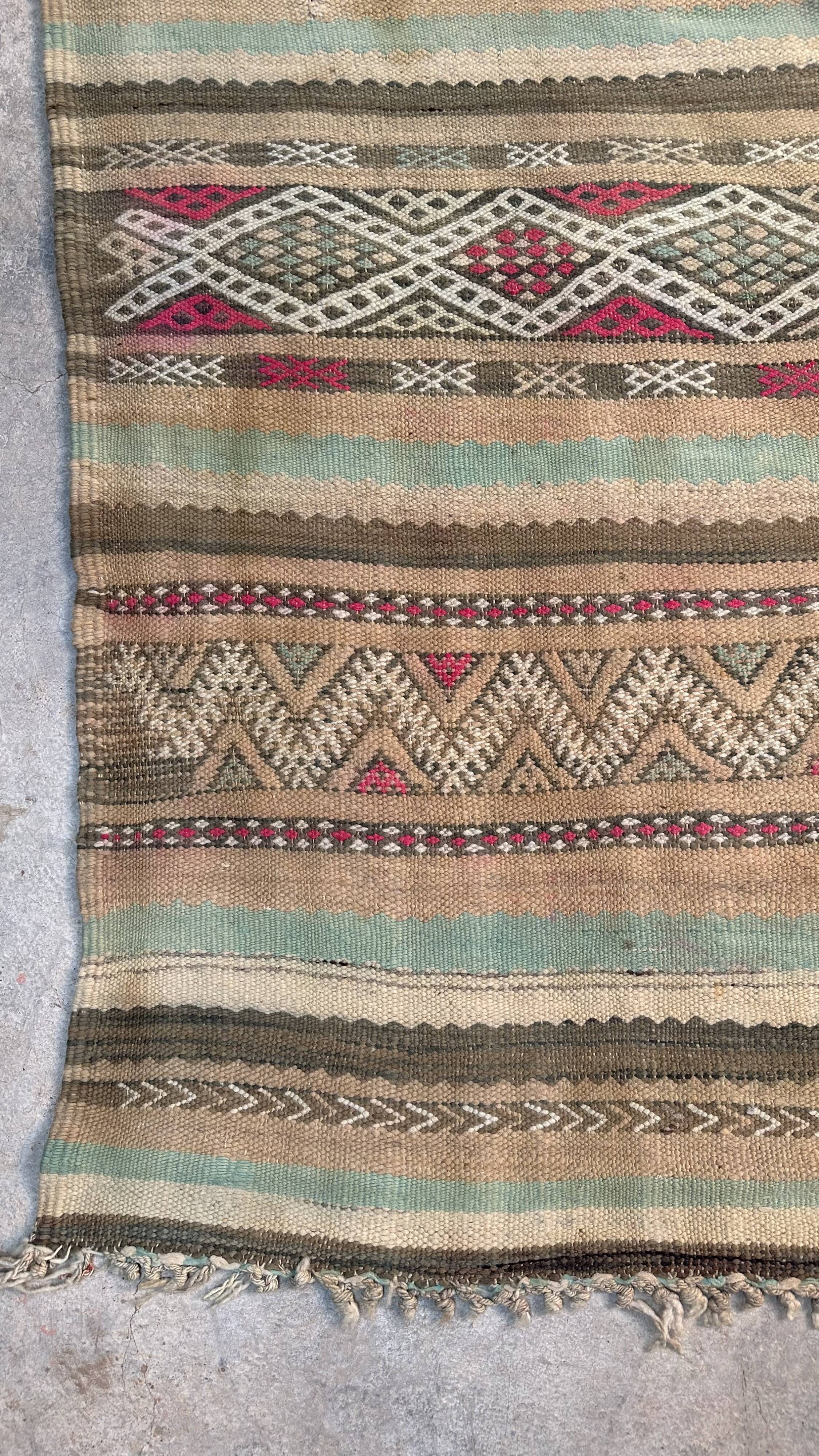 Moroccan kilim zayan rug - 340 x 167 cm