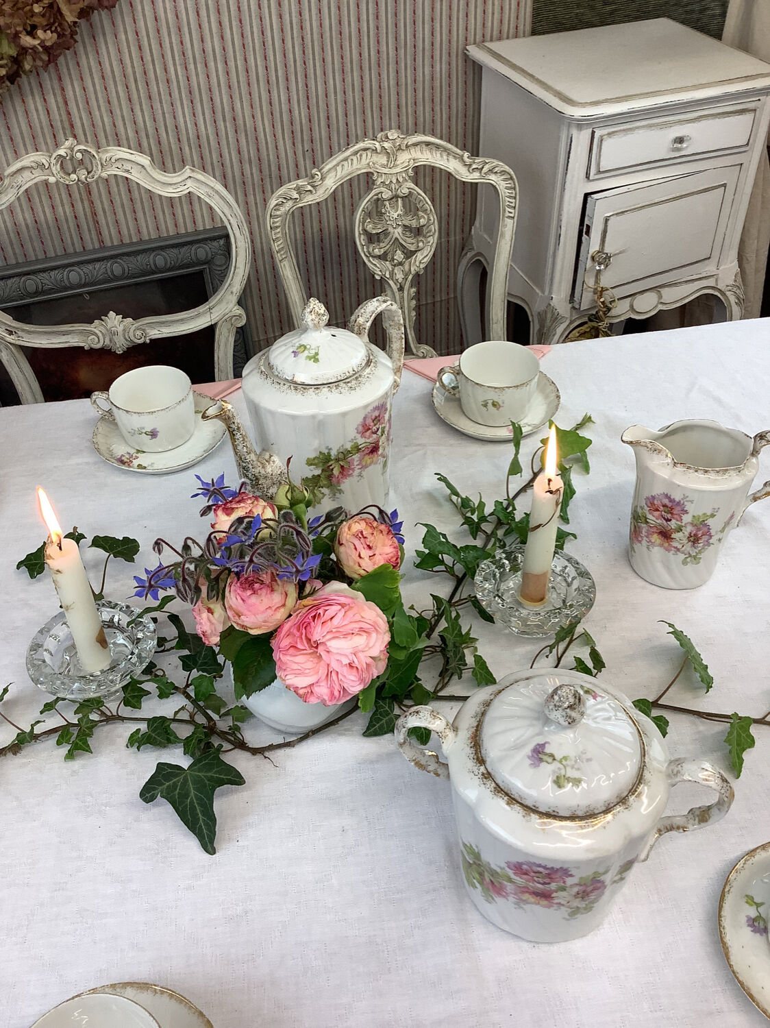 Antique porcelain sweetener