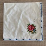 Set 4 embroidered towels