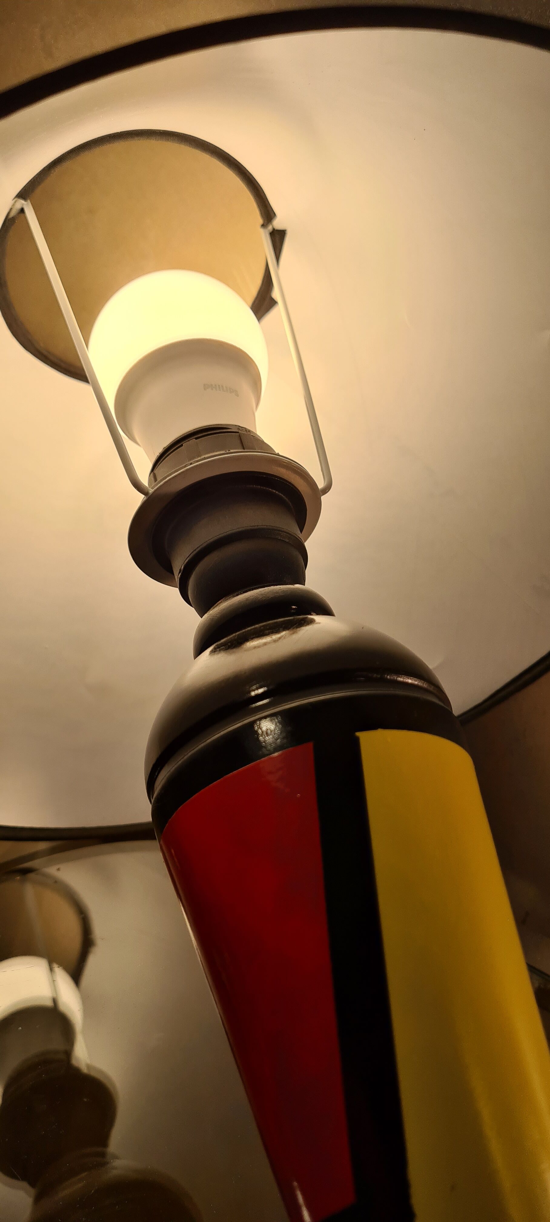 Lamp, eletricity to the standard