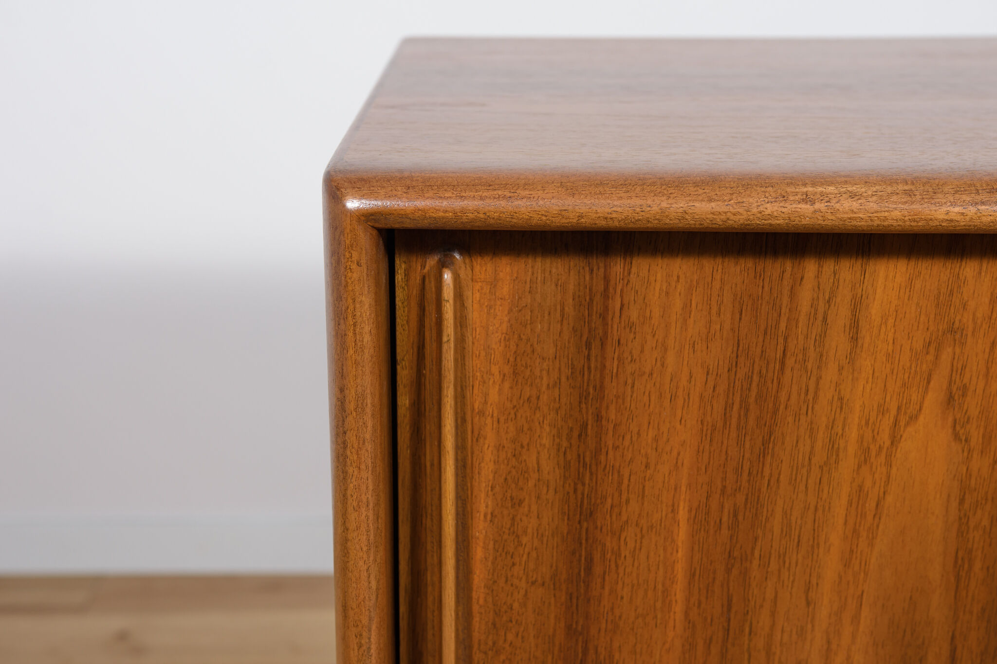 Mid-century danish walnut sideboard, 1960s
