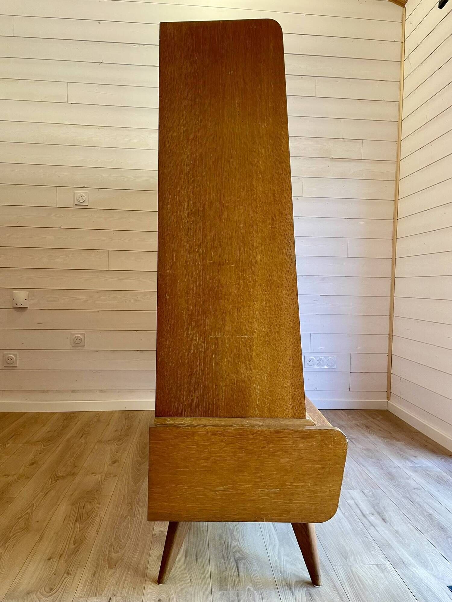 Vintage oak grand buffet Mid-Century Scandinavian with tapered legs from the 50s/70s.