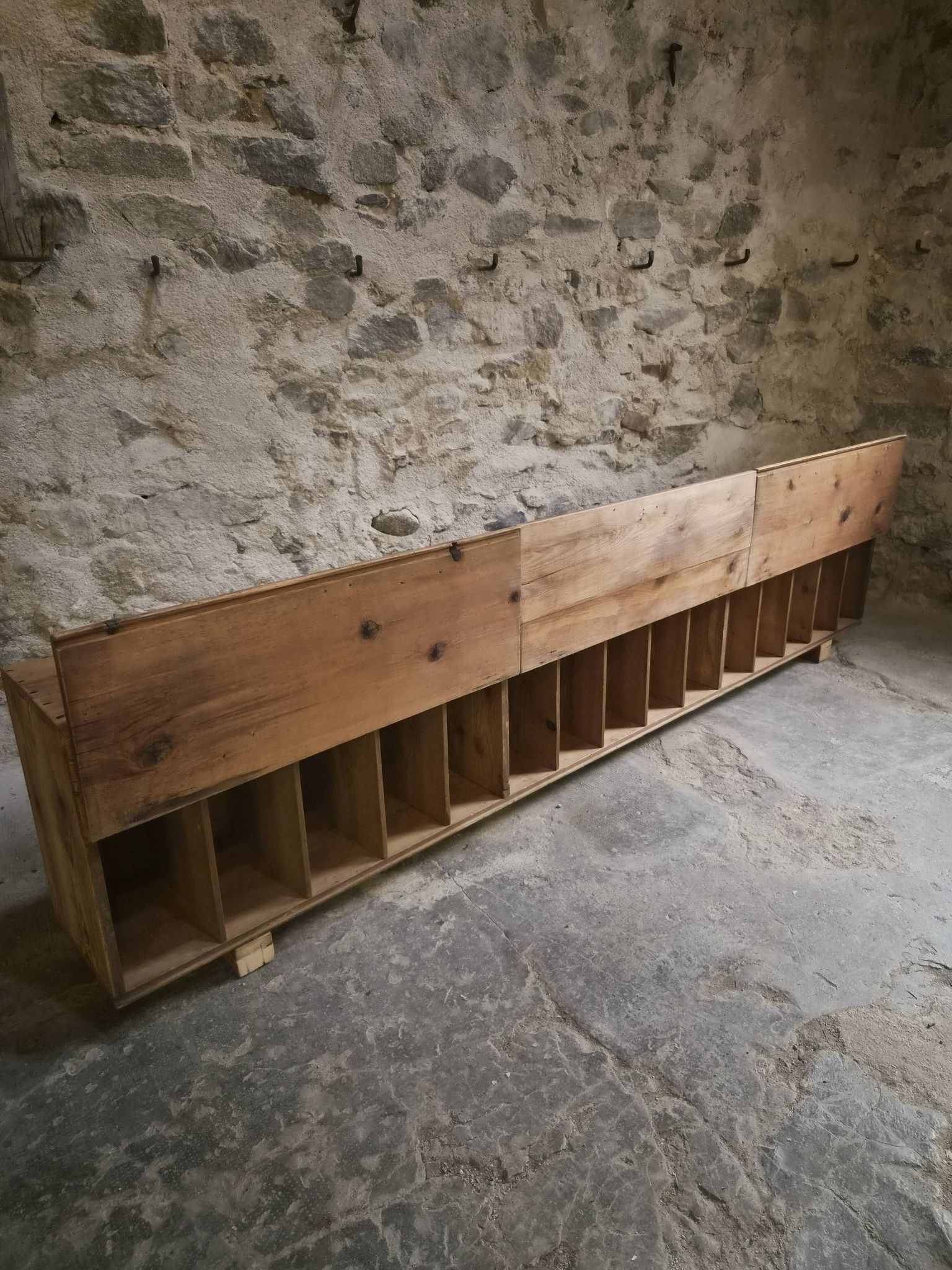 Old French industrial workshop furniture in pine / storage bench, circa 1880–1900