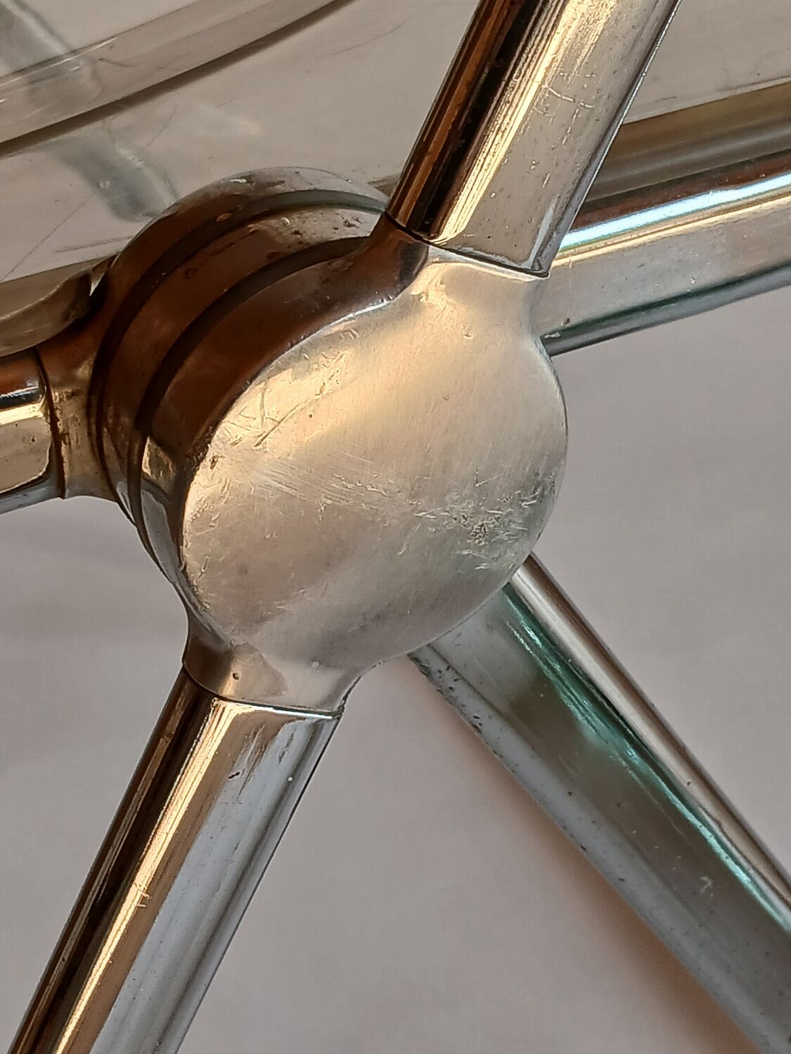 Plia chair by Giancarlo Piretti