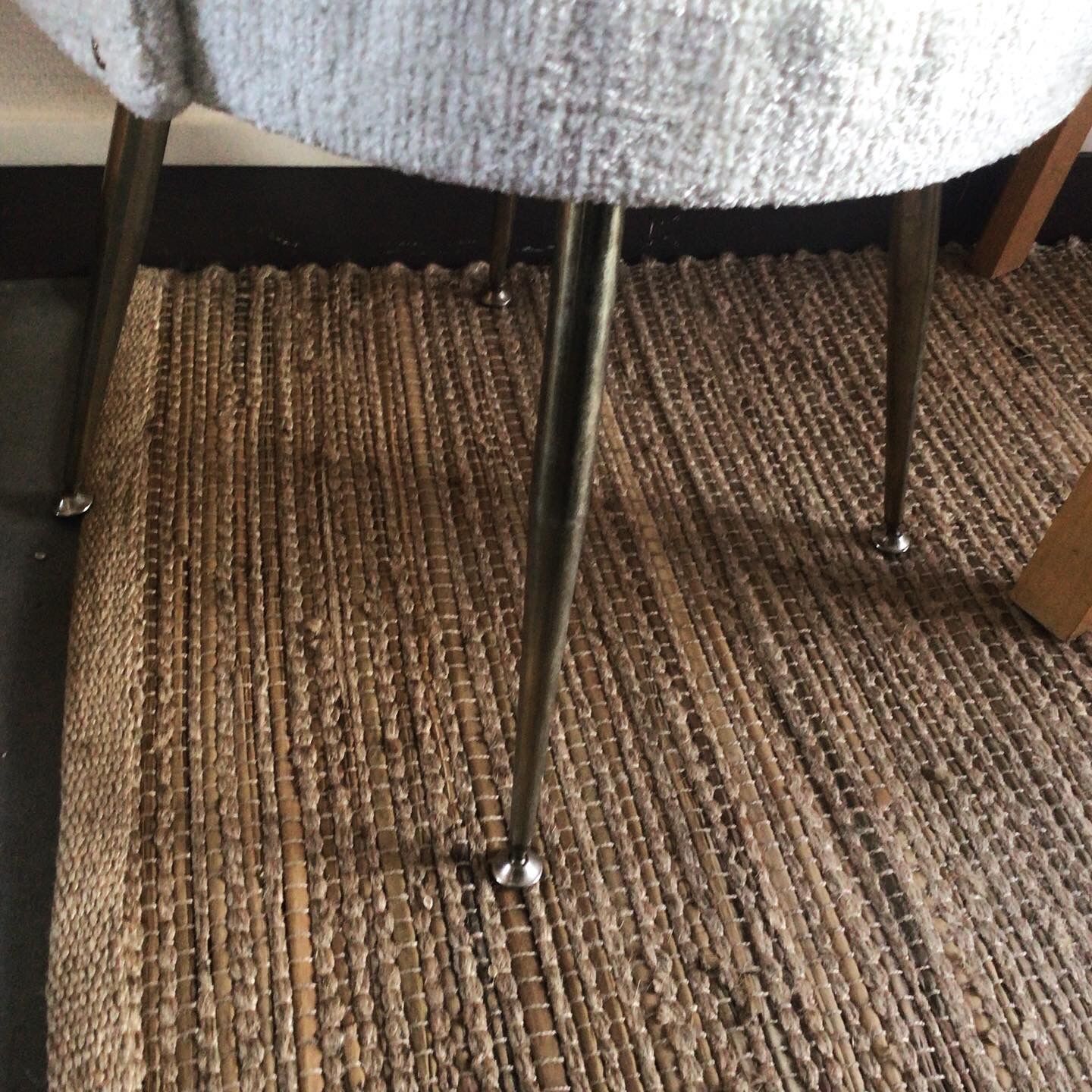 Chaise tonneau Pelfran