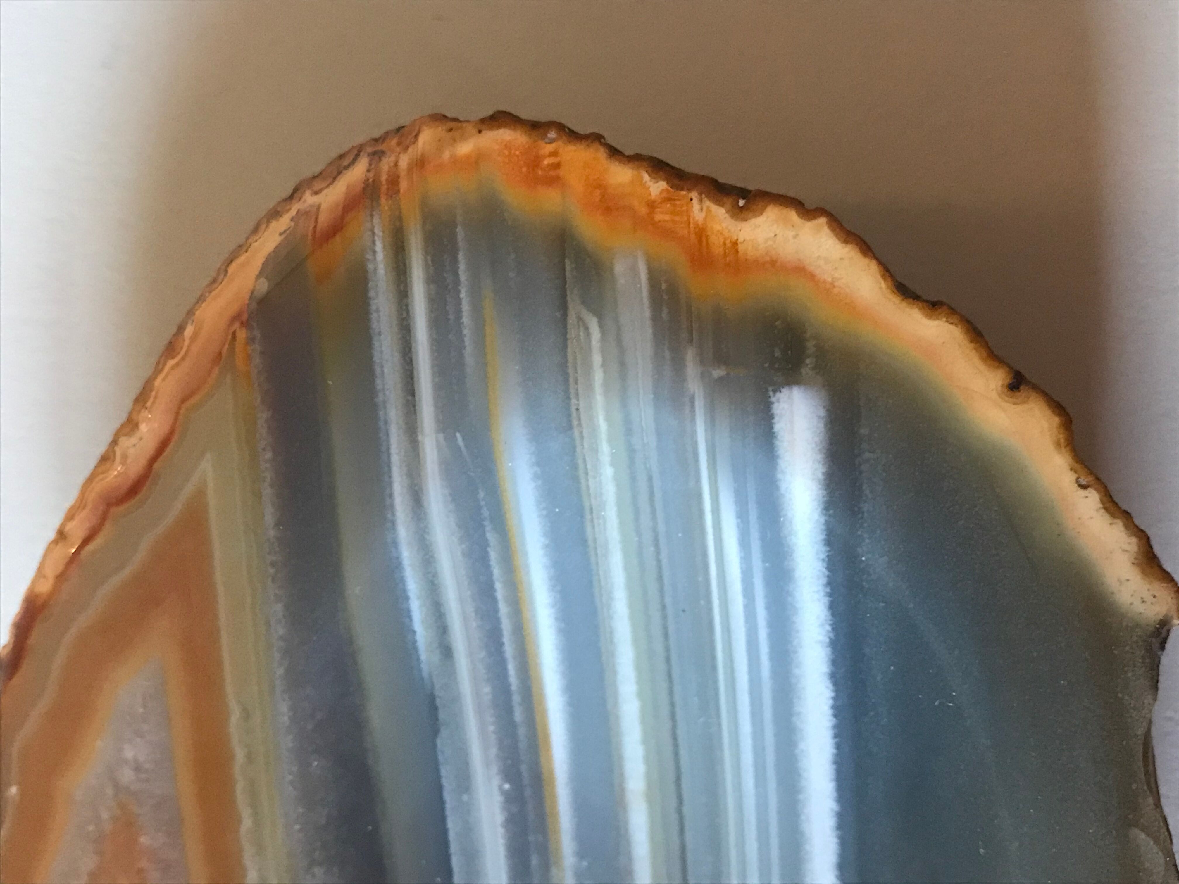 Ashtray in agate