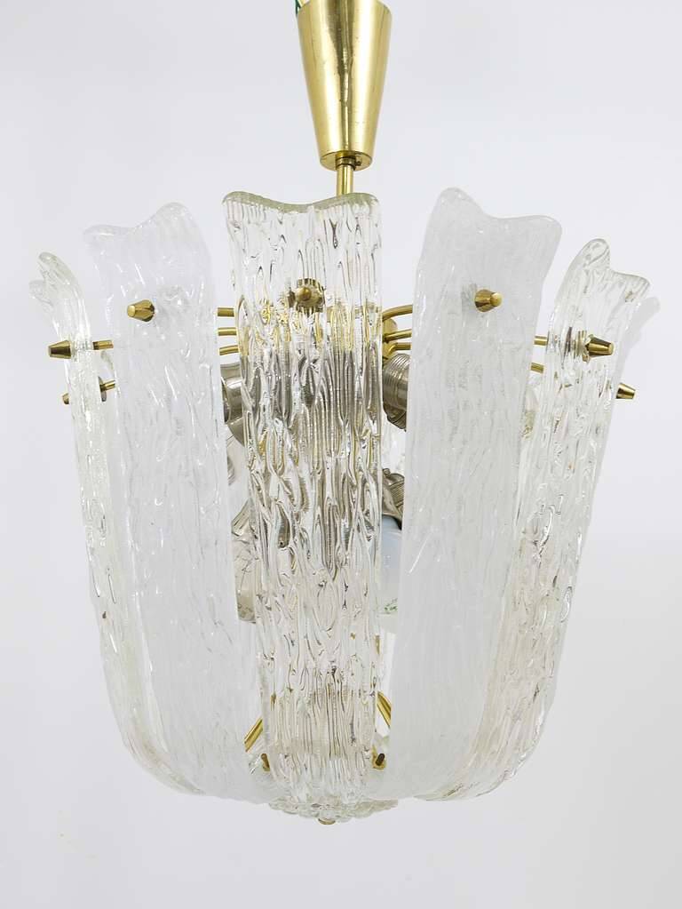 J.T. Kalmar Mid-Century Brass and Textured Glass Suspension Basket, Austria, 1950s
