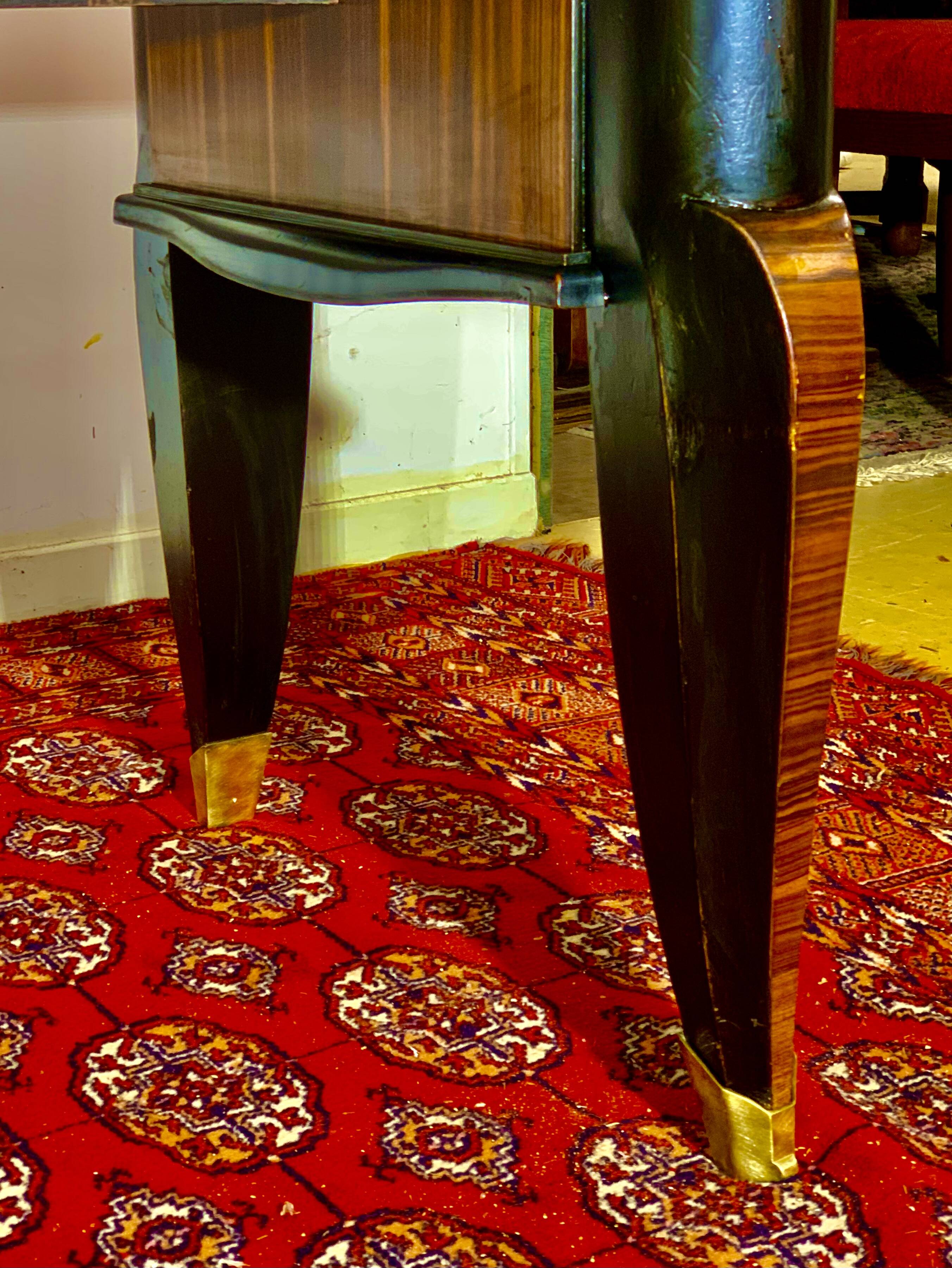1930 Art Deco dining table in Macassar Ebony and RIO Rosewood, with extensions,