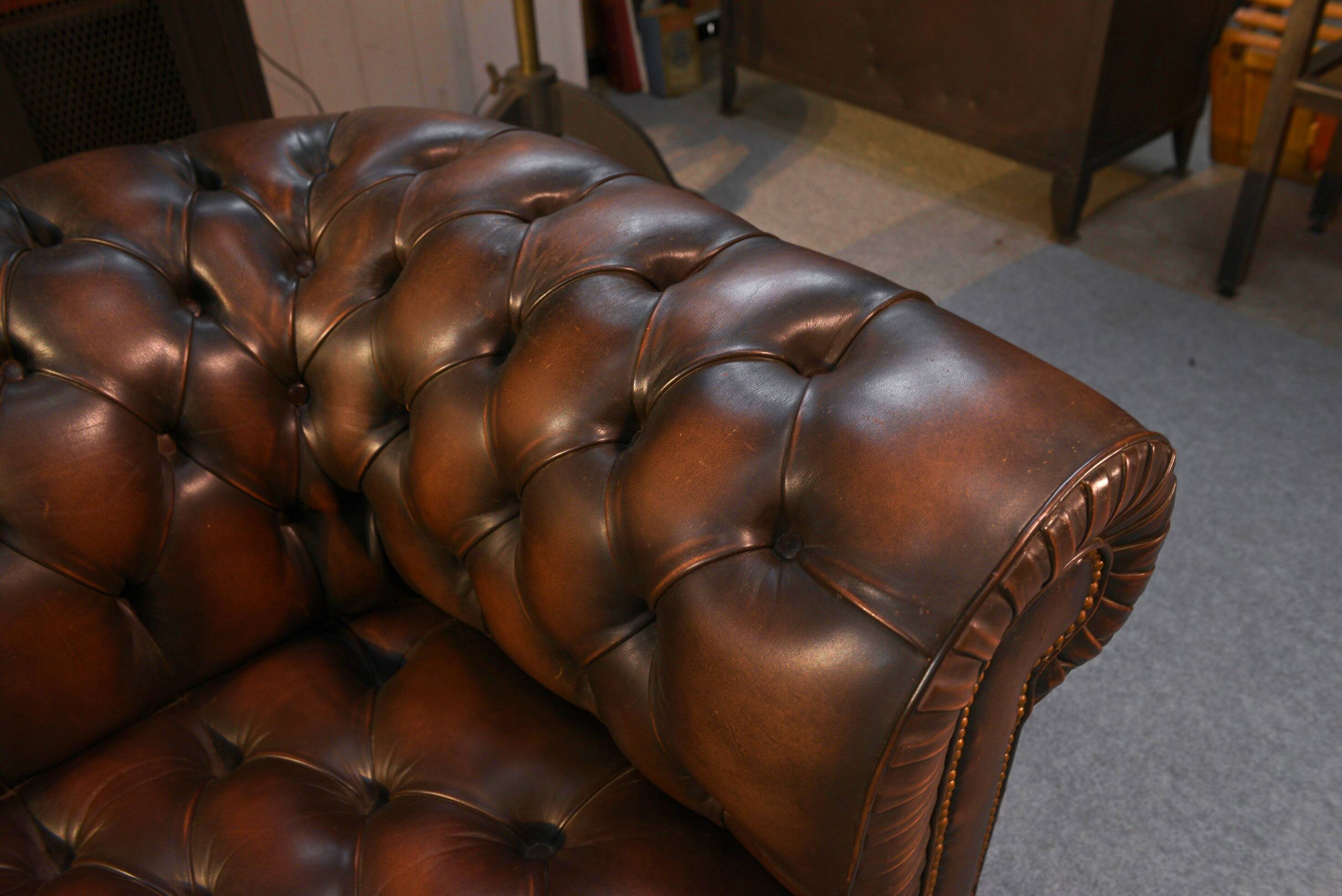 Canapé Chesterfield 1970's