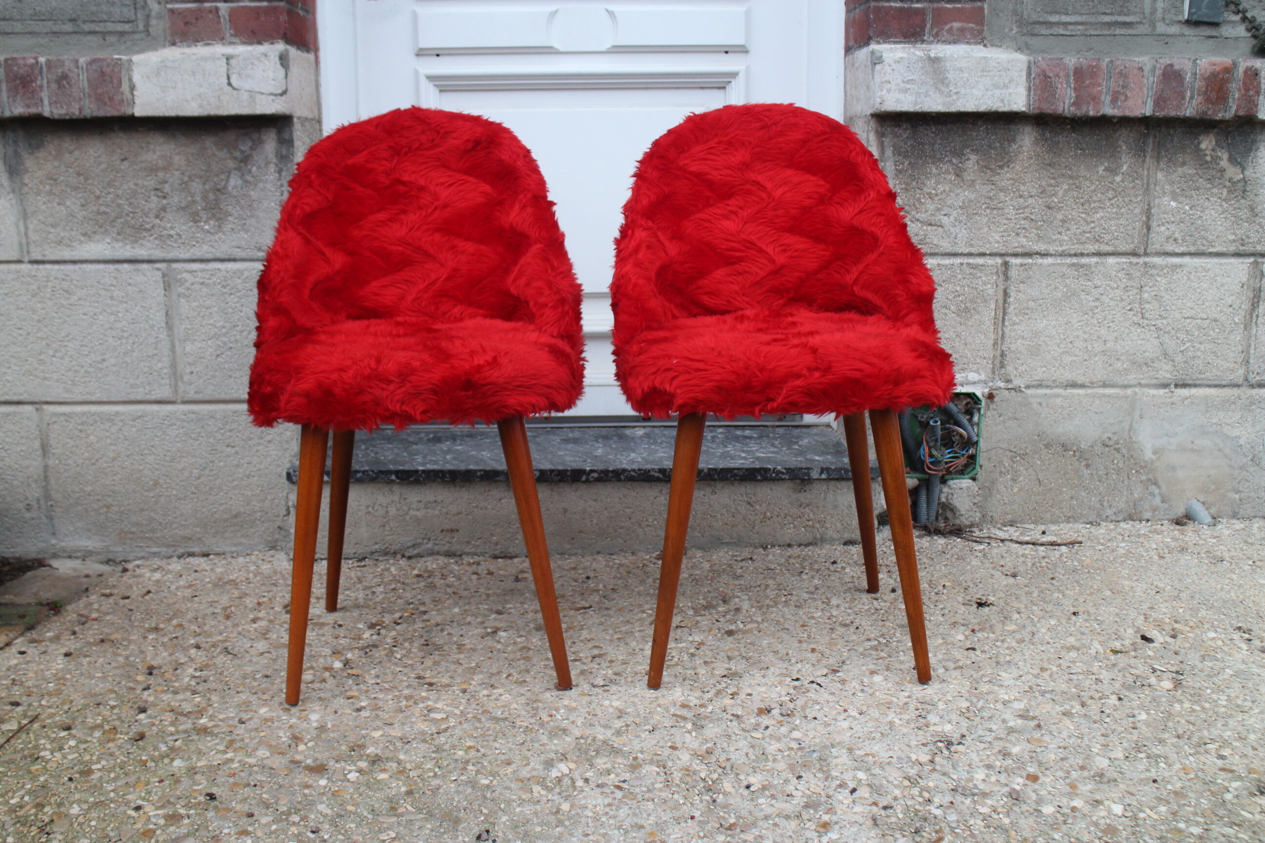 Moumoute chairs