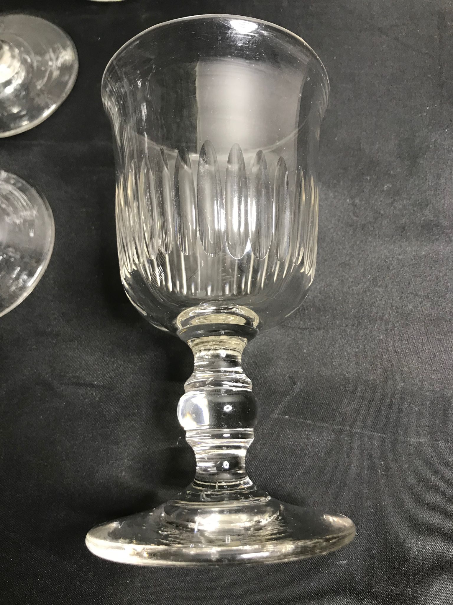 8 verres taillés Louis Philippe