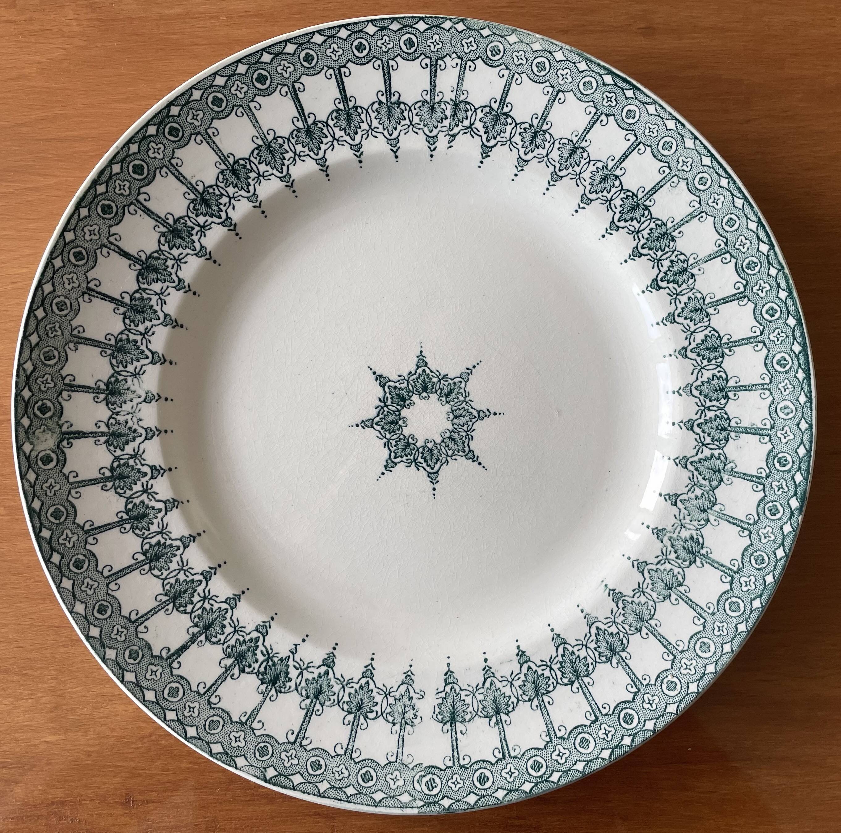 6 antique flat plates in earthenware from Saint-Amand (Nord)