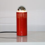 Openwork red cylindrical lamp