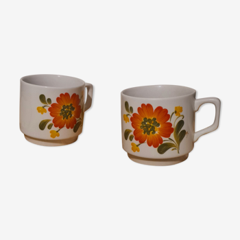 Duo of Italian porcelain mugs