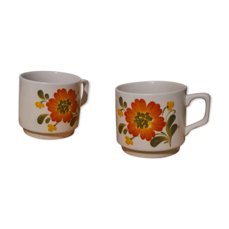 Duo of Italian porcelain mugs