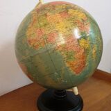 Globe 1960 by Raths
