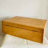 Box with compartments from the 19th century, dovetail mountings, clasp present