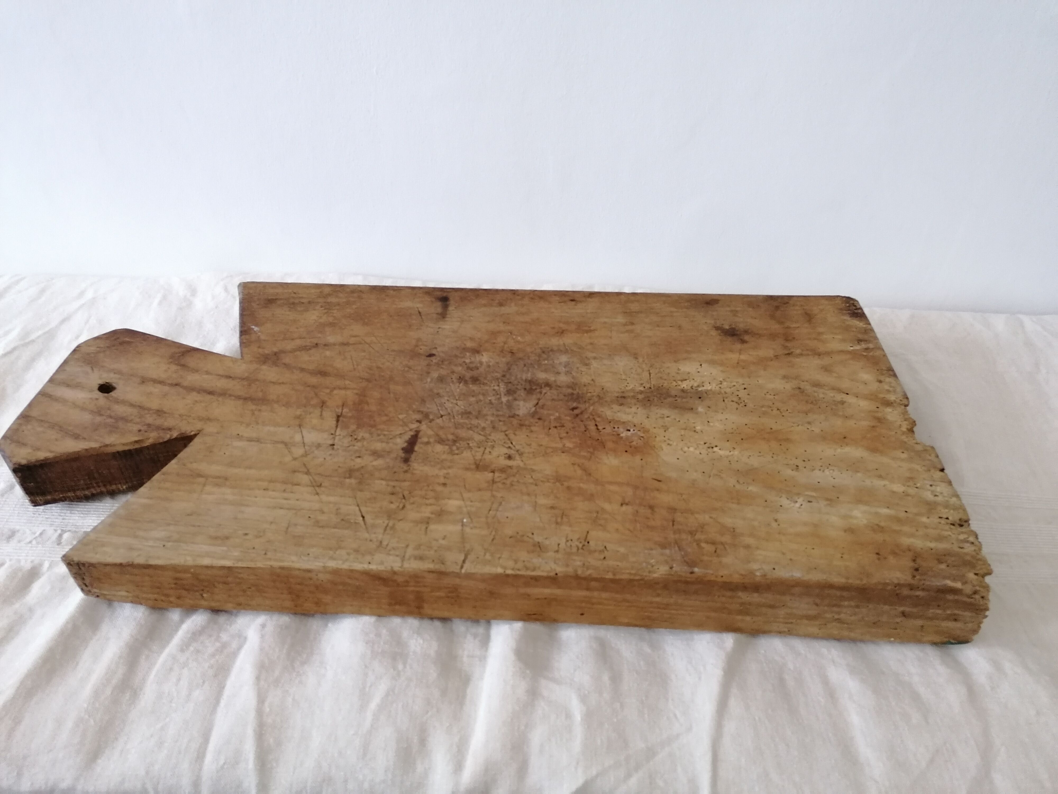 Wooden cutting board