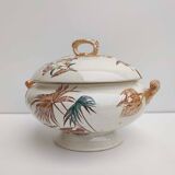 Porcelain soup tureen with heron and bamboo decor