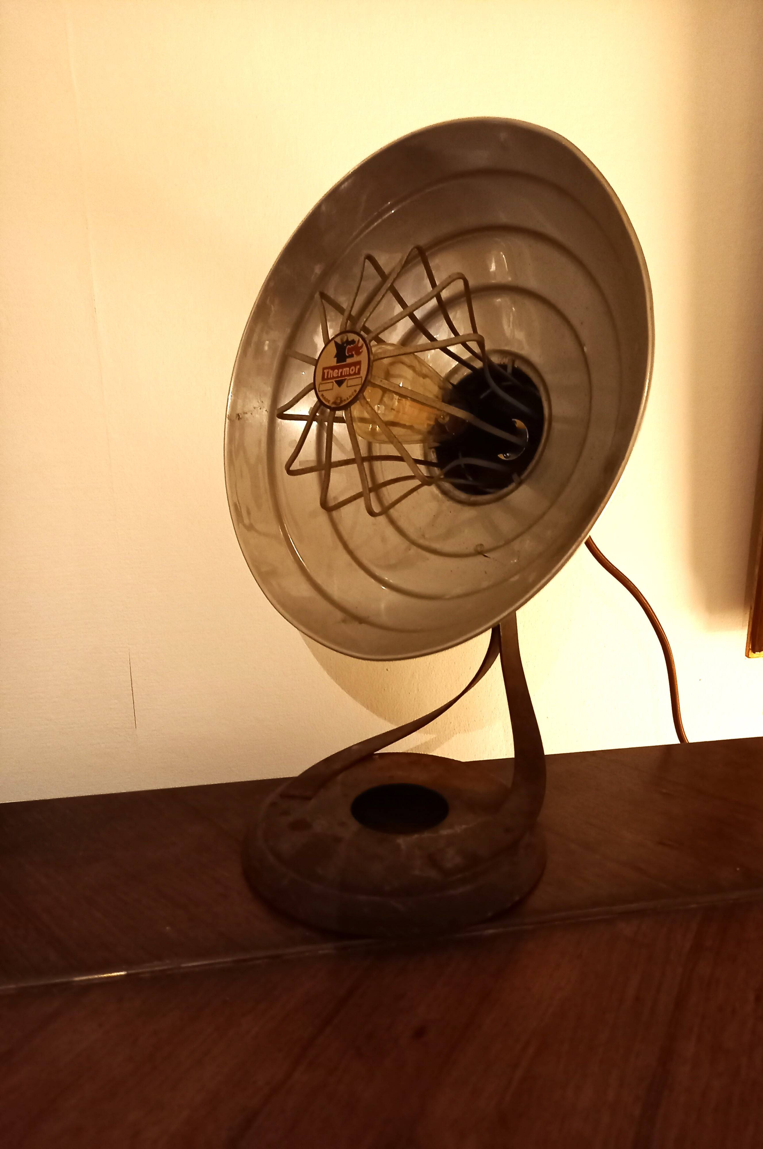 Industrial lamp, Thermor heater, 1950s, fully equipped.
