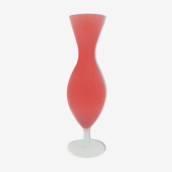 Vase en opaline rose