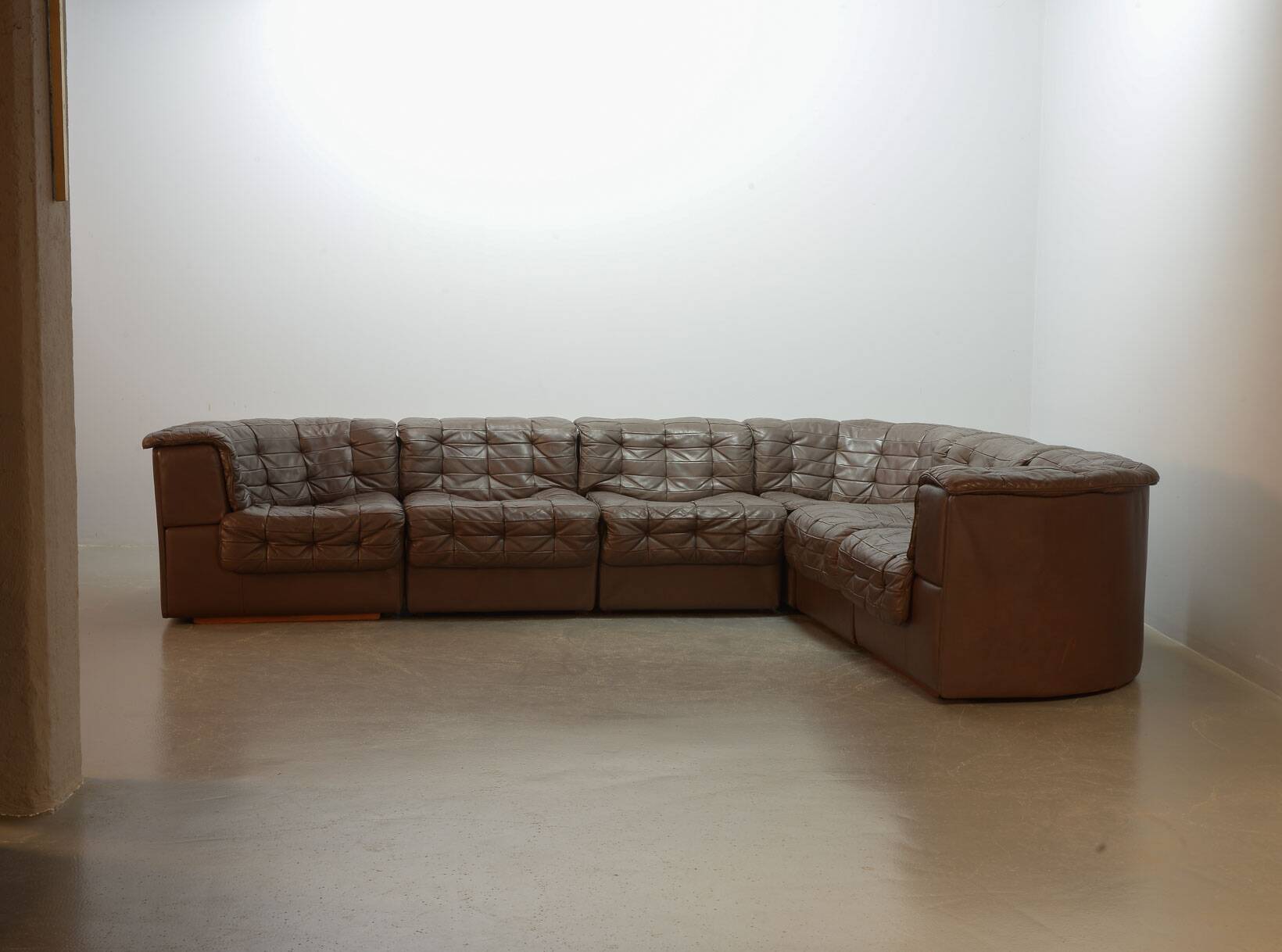 De Sede DS11 Patched Brown Leather Modular Sofa 6 Elements. Germany, 1970s
