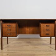 Autonomous teak desk from the 1960s, Denmark