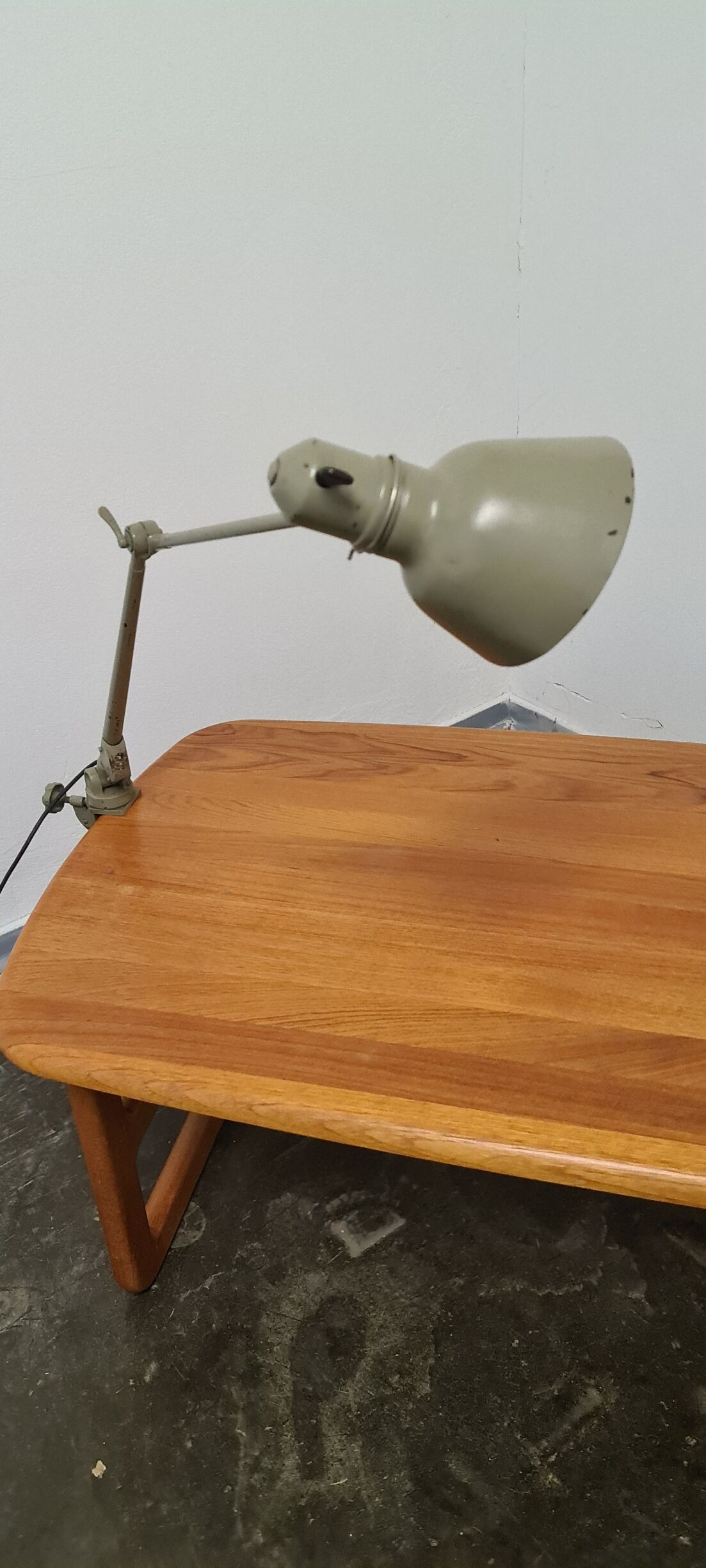 Vintage industrial articulated lamp by Sis